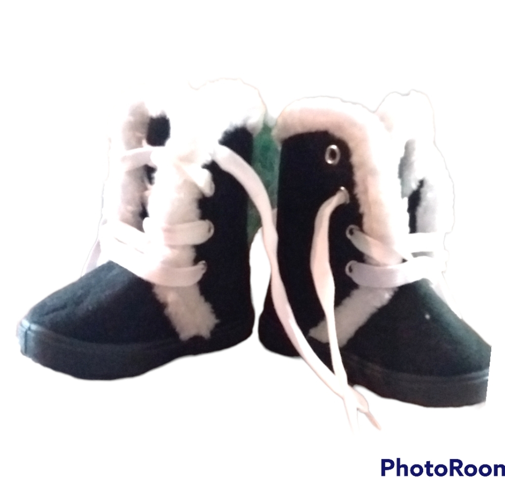 ⭐3/$15 OSITOS Infant Girl's Black Lined Lace-Up Boots - EUC